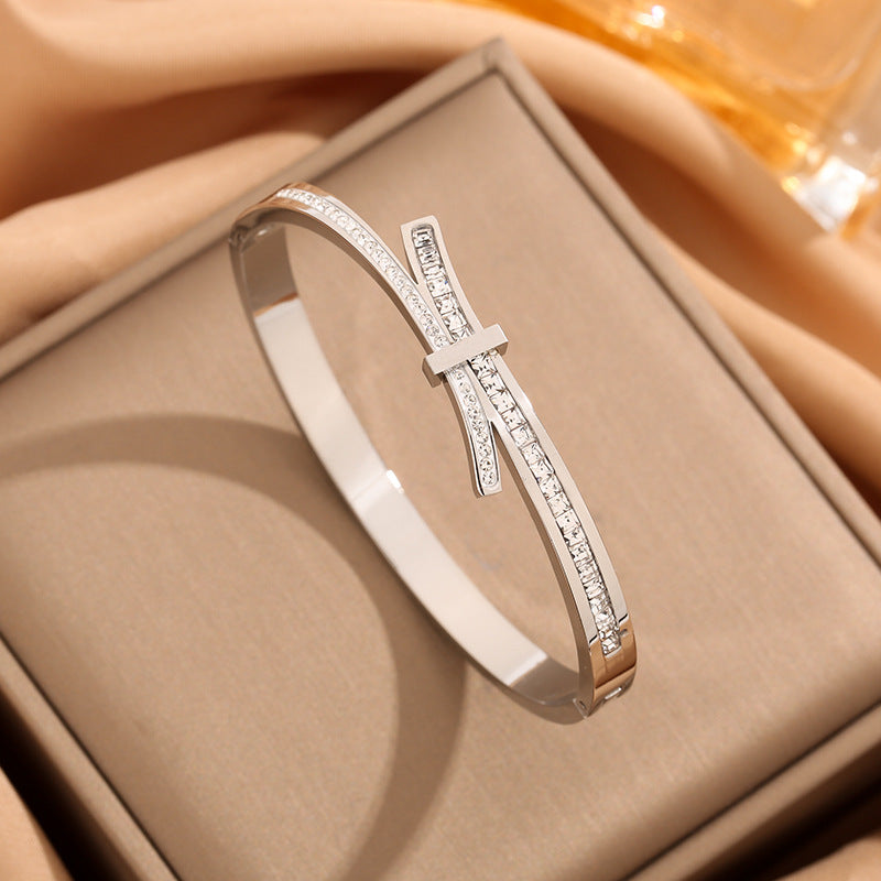 Bow Bracelet